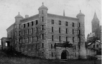 Prisoner housing portion of jail